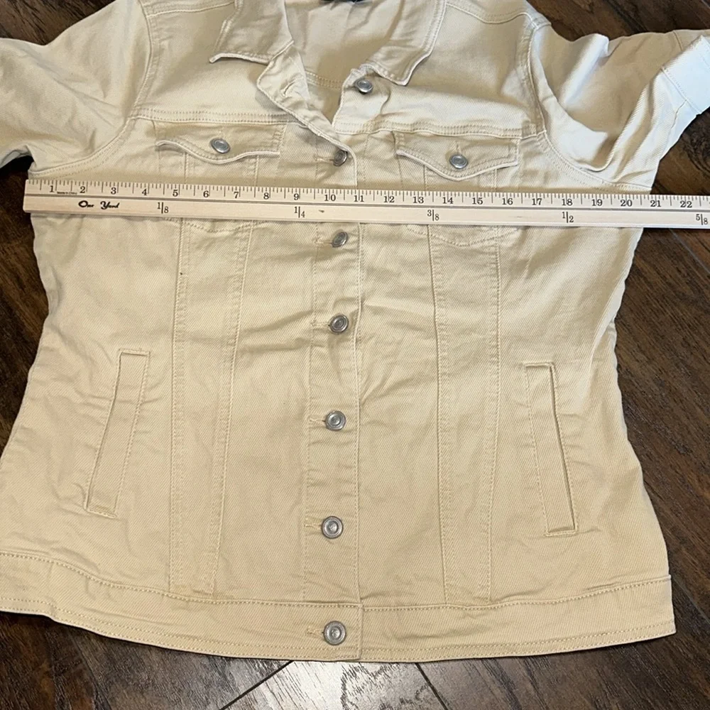 Denim Khaki Women’s Stretchy Short Sleeve Button Up Jacket Size Medium - Picture 8 of 9